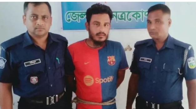 কেন্দুয়ায় বাকীতে সিগারেট না দেয়ায় দোকানীর গায়ে পেট্রল ঢেলে আগুন, আটক ০১