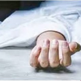 “দেশে এখন সস্তা নুন আর খুন ” চাঁপাইনবাবগঞ্জে আদম ব্যাবসায়ীকে হাত পা বেধে পিটিয়ে হত্যার অভিযোগ
