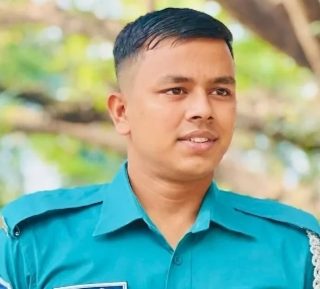 ছিনতাইকারী ধরতে গিয়ে বাসের ধাক্কায় পুলিশ সদস্য নি/হ/ত