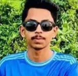 দেশে এখন সস্তা নুন আর খুন, নিখোঁজের চারদিন পর ডোবায় মিলল বস্তাবন্দি মৃ/ত/দে/হ